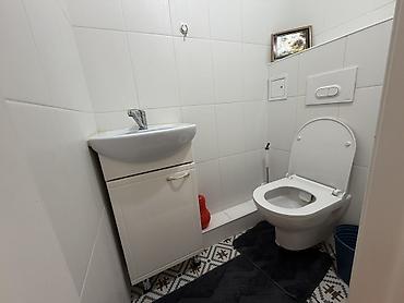 Комнаты: 58 м², Без мебели — 10