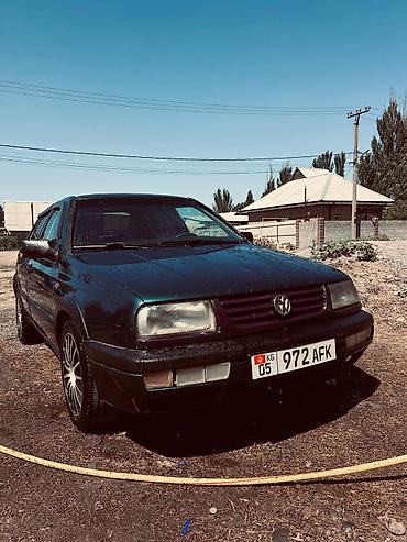 vento капот: Volkswagen Vento: 1997 г., 1.8 л, Механика, Бензин, Седан — 3
