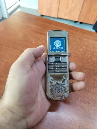 Nokia 8 Sirocco, 2 GB, rəng - Qızılı, Düyməli