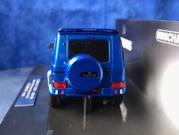 Avtomobil modelləri: Коллекционная модель Brabus 900 based on Mercedes-Benz G65 dark blue — 14