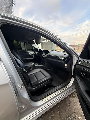 январи 5 1: Mercedes-Benz E-Class: 2010 г., 3.5 л, Автомат, Бензин, Седан — 10