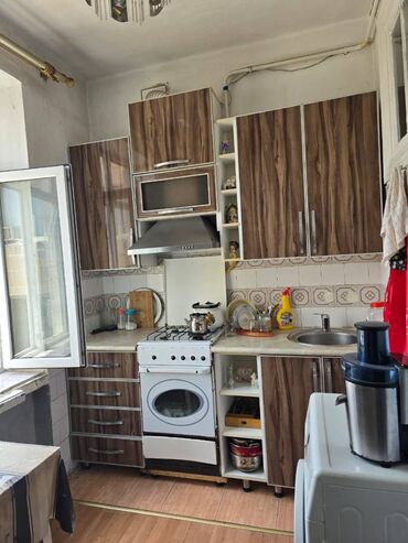 Köhnə tikili: Bakı, 1 otaqlı, Köhnə tikili, m. Qara Qarayev, 40 kv. m — 5