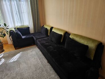işlənmiş divanlar ucuz: Künc divan, İşlənmiş, Çatdırılma yoxdur
