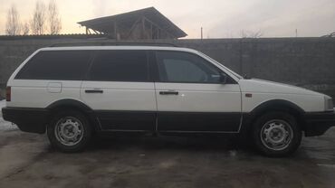 сидение на авто: Volkswagen Passat: 1993 г., 1.8 л, Механика, Бензин, Универсал