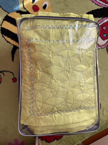 Örtüklər: Yataq üçün Yeni rəng - Yaşıl Yataq örtüyü, Pulsuz çatdırılma, Rayonlara çatdırılma, Ünvandan götürmə — 18