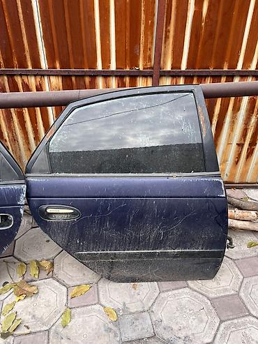 ауди тт: Задние двери для Toyota Avensis хэтчбек кузов — 1