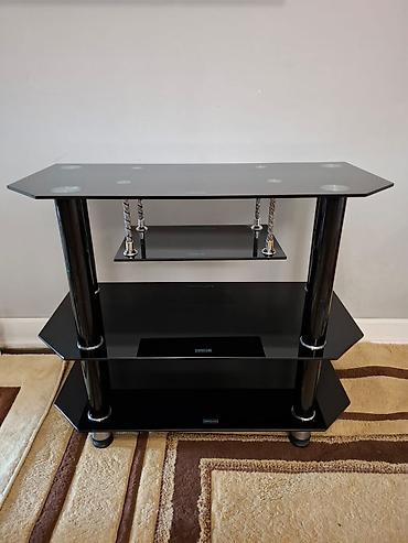 kitablar üçün rəflər: Qara şüşəli TV stendi - Material: yüksək möhkəmliyə malik qara — 1