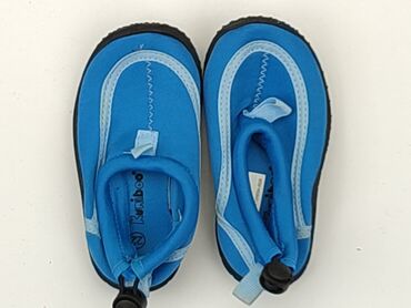 piękne kapcie: Slippers 22, Used