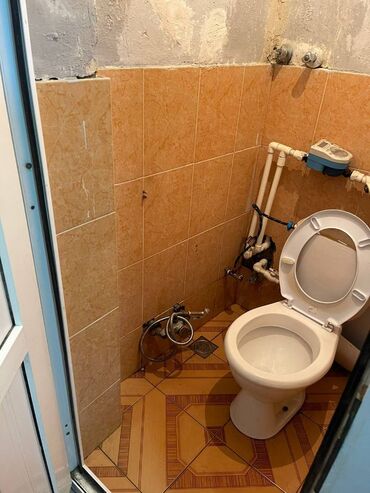 Digər kommersiya daşınmaz əmlakı: Obyekt icarəyə verilir. Nermanov metrosunun yanında 100 kv tam esyalı — 9