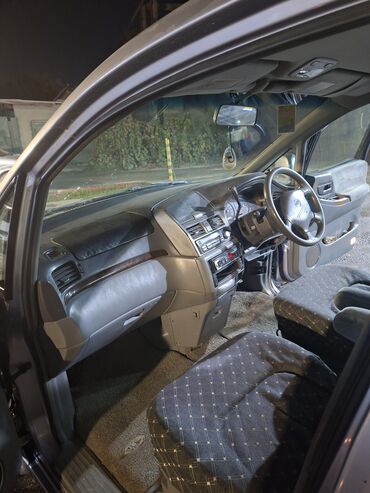 Nissan: Nissan Presage: 1999 г., 2.4 л, Автомат, Бензин, Минивэн — 1