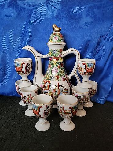 retro luster: Porcelanski nov servis za zestoko pice iz 70ih godina Kina. Servis — 10