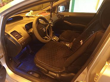 Honda: Honda Civic: 2006 г., Седан — 6