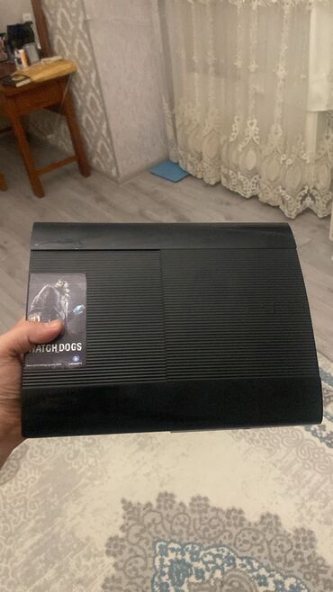 playstation 3 ucuz qiymete: 2 ilden coxdu iwletmirem tep tezedi baxan kimi bilnir . Superslim