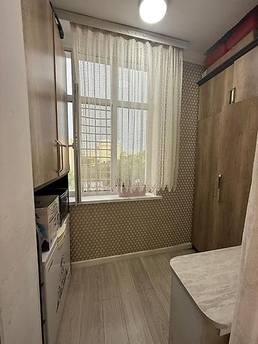 космопарк: 3 комнаты, 116 м², 7 мкр Элитка, 6 этаж, Дизайнерский ремонт — 10
