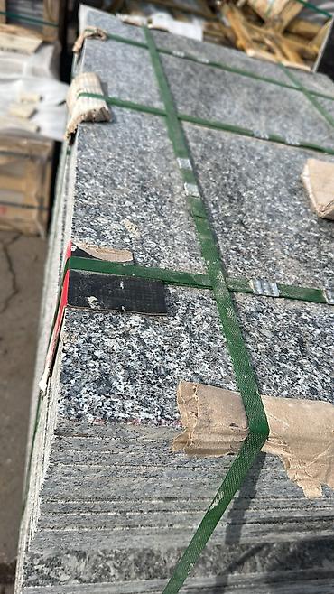 Фасадные гранитные плитки: Гранит для цоколя разные цвета Ангола блек Черный Серый Коричневый at lalafo.kg — 5 Фасадные гранитные плитки: Гранит для цоколя разные цвета Ангола блек Черный Серый Коричневый — 5