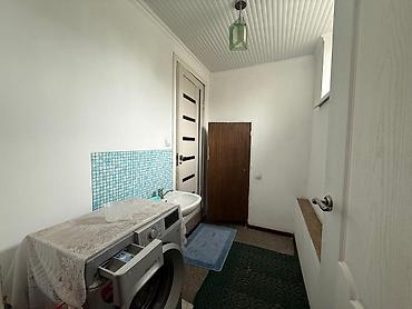 квартиры времянка: Дом 222м. 3 этажа. Уч 10сот. Кр. кн. с. Байтик – 210т Продам — 7