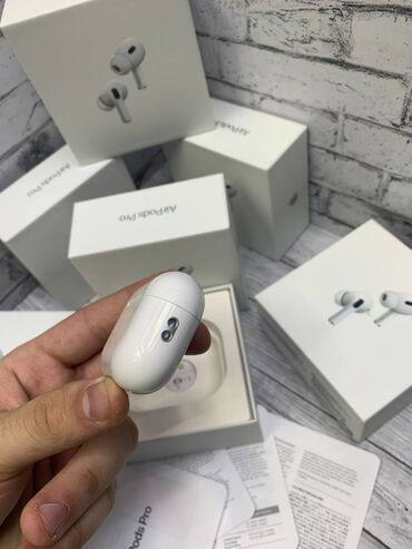 Qulaqlıqlar: AÇILMAMIŞ BAĞLI GUTUDA Salam aleykum. Air Pods Pro 2 Type-C En Lux