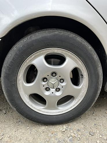 mercedes sekilleri: Mercedes-Benz orijinal yüngül lehimli disk dəsti - Modell — 2