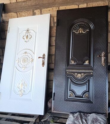 qapi boyasi: Yeni Giriş qapısı Ünvandan götürmə