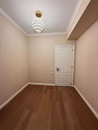 susə satisi: 3 otaqlı, Yeni tikili, 83 kv. m — 2