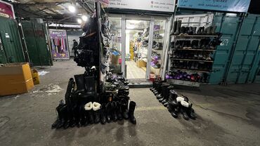 Торговые контейнеры: Продаю Торговый контейнер, Ортосайский рынок, 20 тонн, Утеплен — 3