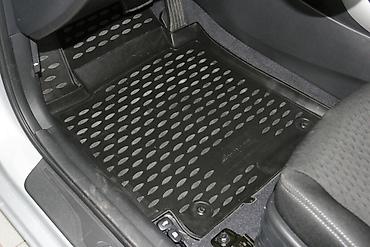 Avtomobil üçün ayaqaltı, Yeni, Hyundai Elantra
