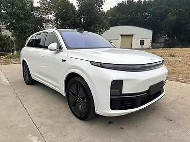Lixiang: Lixiang L7: 2024 г., Электромобиль, Кроссовер — 2