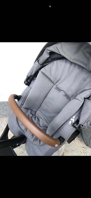 3d majice: **Stokke Xplory X kolica za bebu sa dodatnom opremom** Kolica su — 6