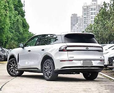 Changan: Changan : 2026 г., Робот, Электромобиль, Кроссовер — 2