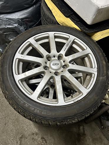 Шиналар жана дисктер: Дөңгөлөктөр монтажда 215 / 50 / R 17, Кыш, Колдонулган, Комплект, Жеңил унаалар, Куйма, тешиктери - 5 — 1