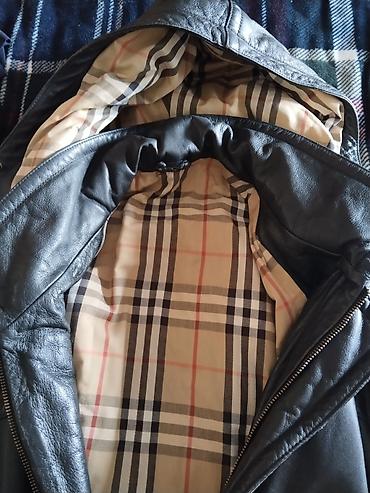 dugacak kaput: Burberry’s muška kožni kaput sa kapuljačom očuvan - Autentična — 1