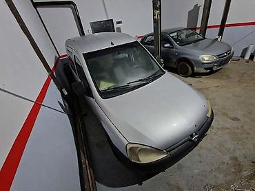 sipka za stvari: DELOVI ZA OPEL COMBO 1.7DTI | 1.7dti 55kw Siva boja z147 Svi — 3