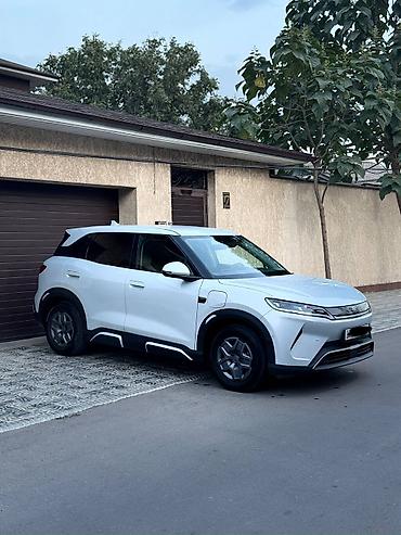 электромобиль byd: BYD Yuan Up: 2025 г., Электромобиль — 3
