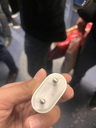 iphone adaptör başlığı: İphone adapter başlığı 20Vt işlənmiş
Hec bir problemi yoxdur arginaldi — 2
