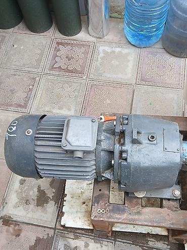 насосы для бассейна: Sənaye elektrik mühərriki + reduktor komplekti mator Reduktor 2.2 kv — 1