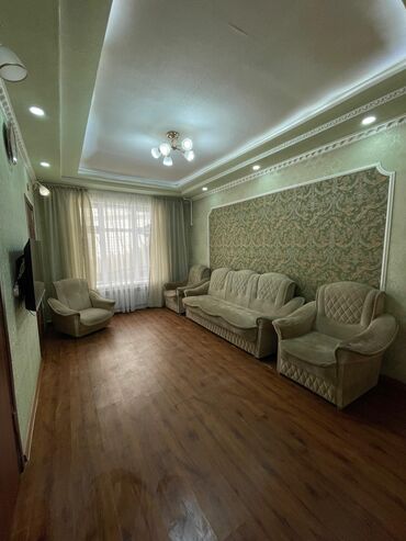 Отопление и нагреватели: 55 м², 3 комнаты, Утепленный, Парковка, Сарай