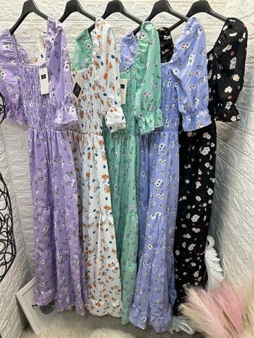 Haljine: 2800 na lalafo.rs — 8 Haljine: 2800 — 8