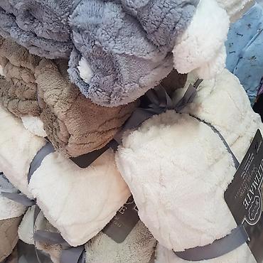 Одеяла и пледы: Плед, Корея, Новый, Все сезоны, Двусторонний, Светящийся, Плюшевый — 9