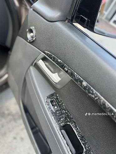 turbo az vaz priora: Avtomobil: Sedanın kompakt sinfi Rəng: Tünd boz/bronza (metalik) — 8
