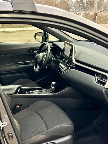 Toyota: Toyota C-HR: 2019 г., 2 л, Вариатор, Бензин, Кроссовер — 15