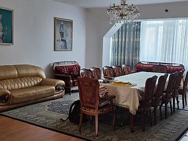 5 и более комнат, 200 м², Асанбай мкр Элитка, 4 этаж, Старый ремонт