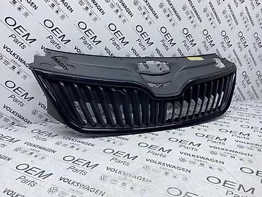 crystal coating cena: MASKA BLACK EDITION ZA ŠKODA RAPID | Maska za Skoda Rapid Black — 1