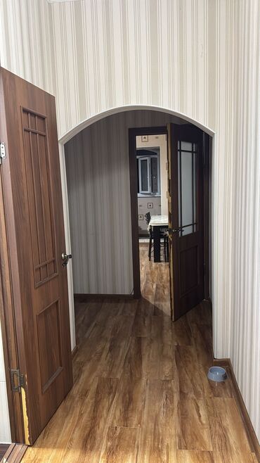 Сниму квартиру: 1 комната, 136 м², Без мебели