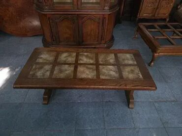 Stolovi: Stocic u odlicnom stanju. Duzina 135 cm Sirona 65 cm Visina 48 cm — 7