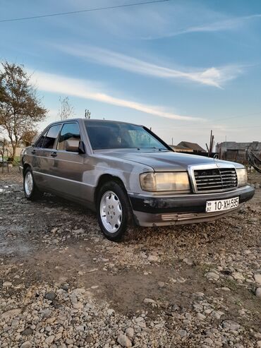 Nəqliyyat: Mercedes-Benz 190: 2.3 l. | 1991 il | Sedan