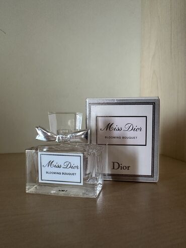 miss dior qiymeti adore: Miniatür ətir, original Miss Dior Blooming Bouquet. 5ml, 15 azn. 1-2