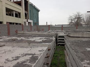 Другие строительные блоки: Продаю плиты, региля Региля 12м 1шт - 50000 сом в наличии 28шт Плиты — 4