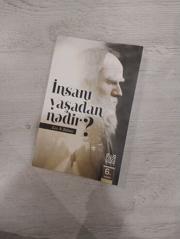 Lev Tolstoyun "İnsanı Yaşadan Nədir?" kitabı insanın mənəvi