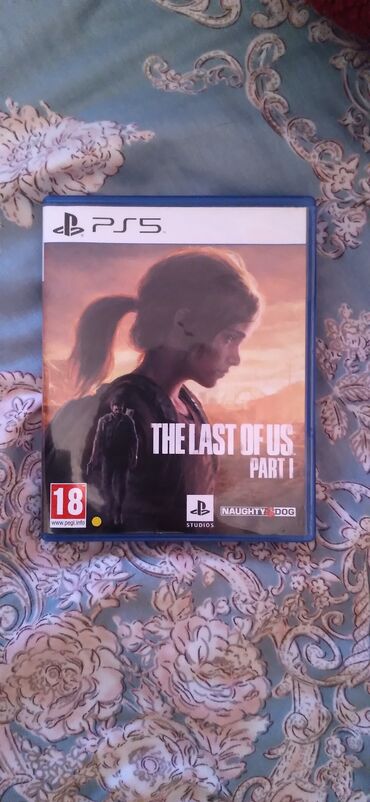 aifon 5 s: Ps5 ucun last of us 1 tam.ideal veziyyetde cemi 1 defe istifade