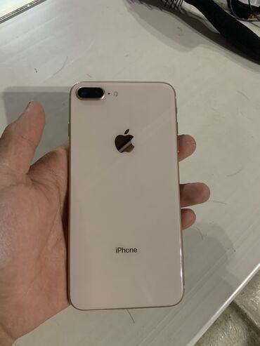 колдонулган телефон: IPhone 8 Plus, Колдонулган, 64 ГБ, Заряддоочу түзүлүш, 79 %